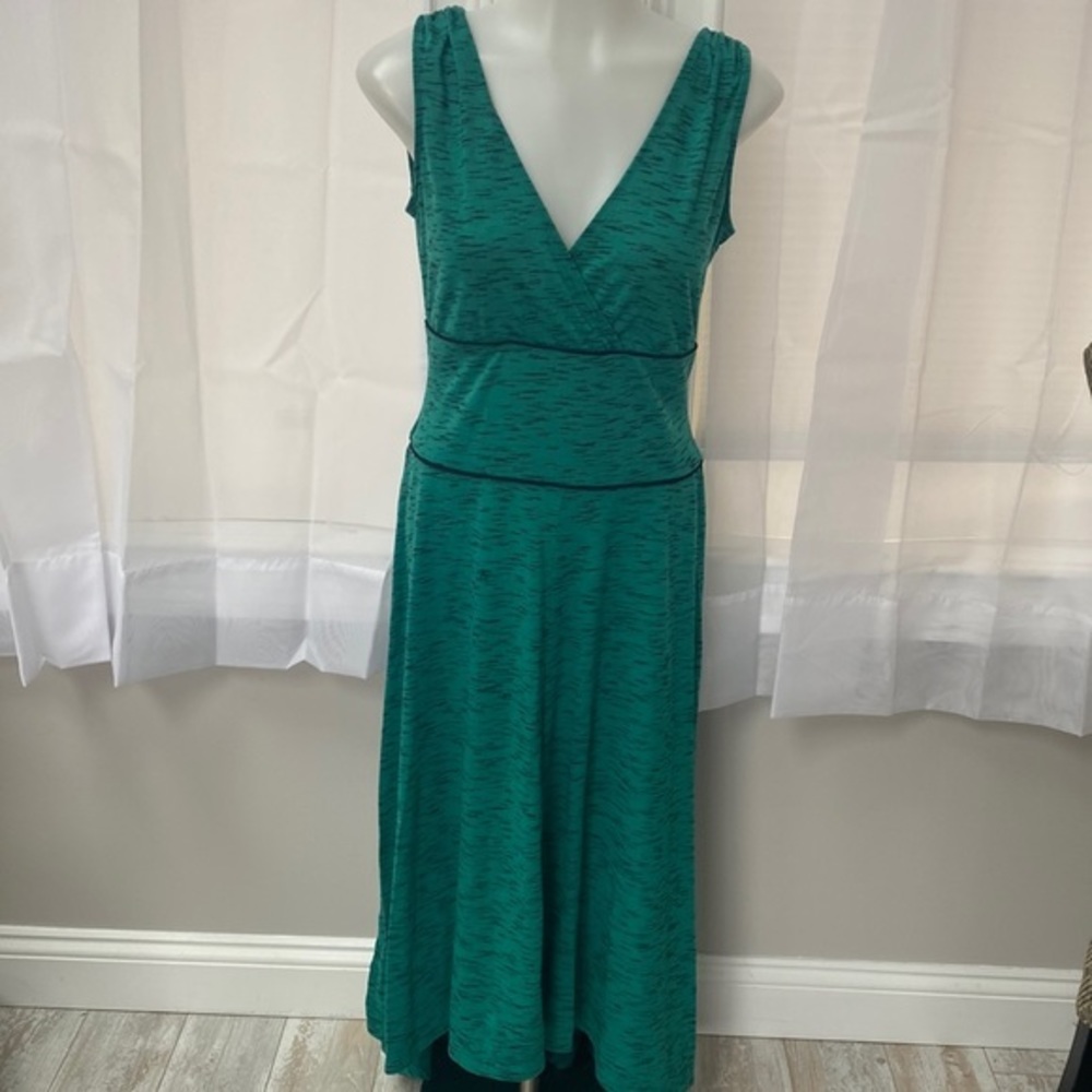 Tea length Dress‎ V neck